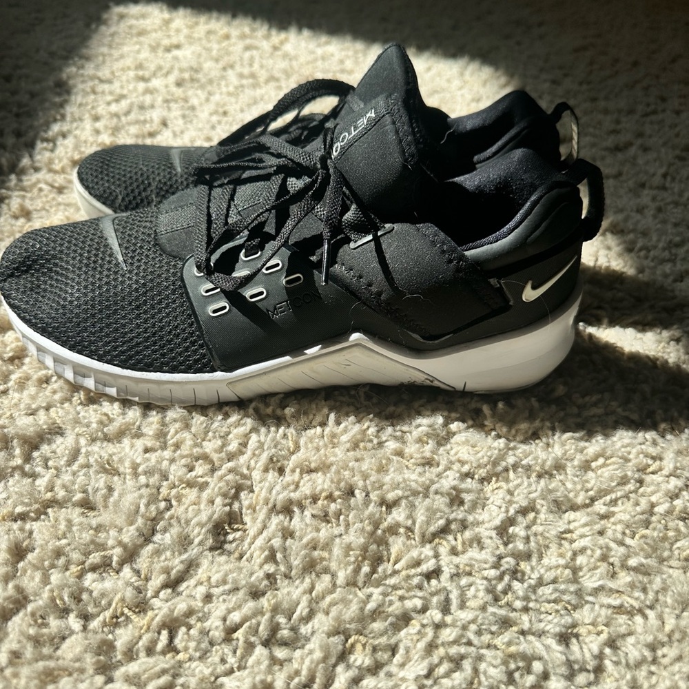 Nike Black Metcon
